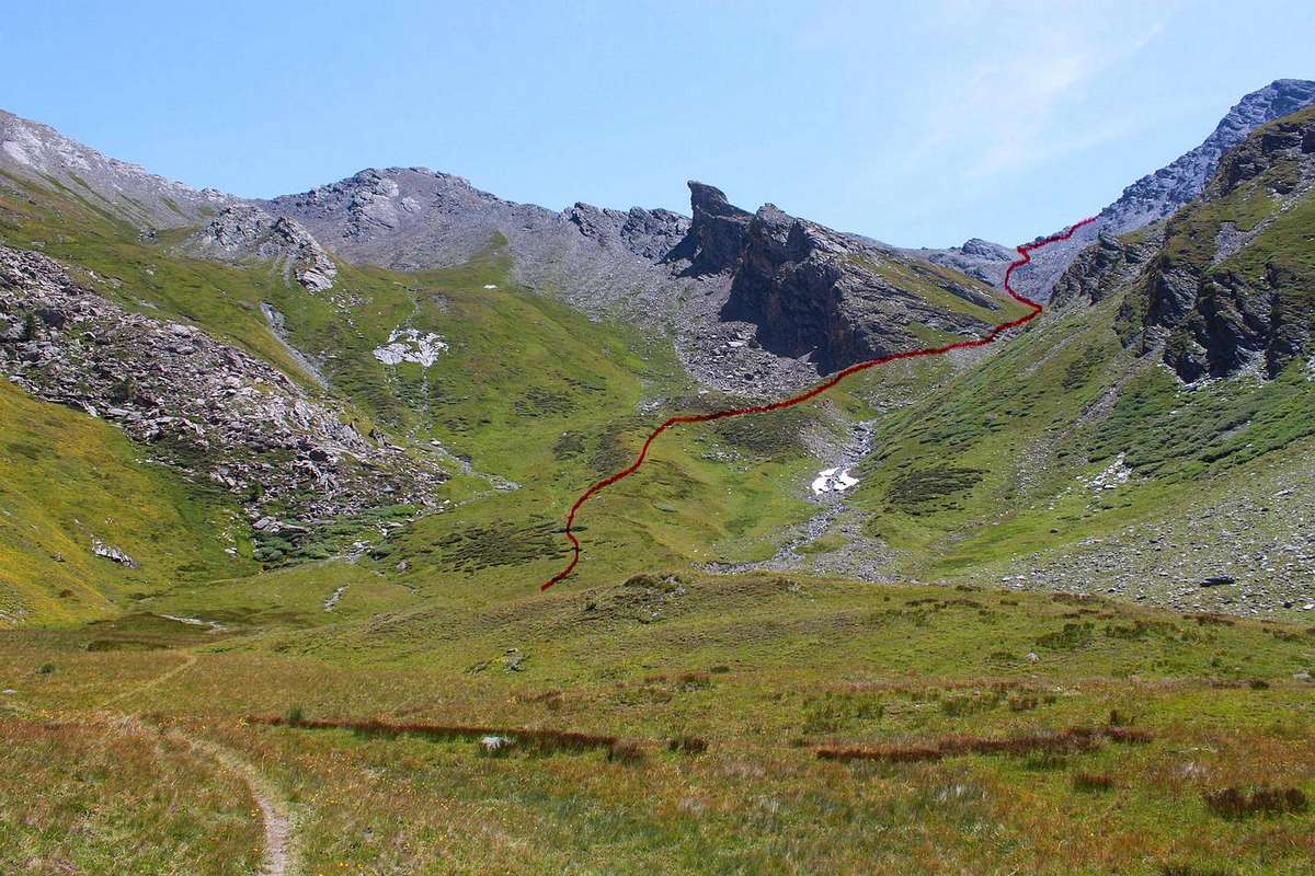 Itinéraire : des Lacs au col 2827m puis la crête jusque sous le gendarme