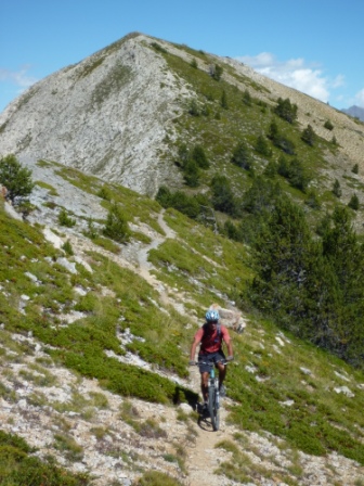 Cugulet : Traversée vers la croix