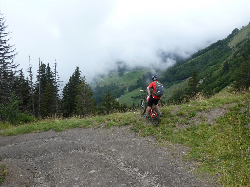 #1 Julien au col de Fer : prêt à attaquer la descente vers le châlet de la Greubaz Julien au col de Fer : prêt à attaquer la descente vers le châlet de la Greubaz