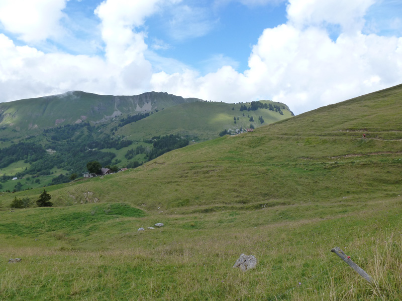 #2 le Sulens : et le châlet de la Fatte depuis sous la combe des Fours le Sulens : et le châlet de la Fatte depuis sous la combe des Fours
