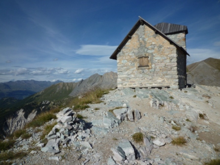 #1 Crête des Chambrettes : le relais de télégraphe optique Crête des Chambrettes : le relais de télégraphe optique