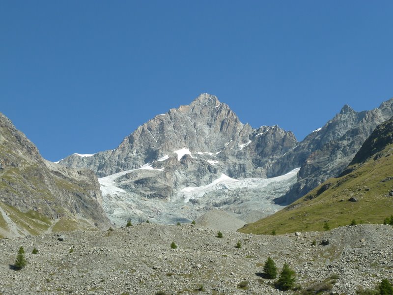 #6 Obergabelhorn : Passage au pied du versant S de l Obergabelhorn : Passage au pied du versant S de l'Ober