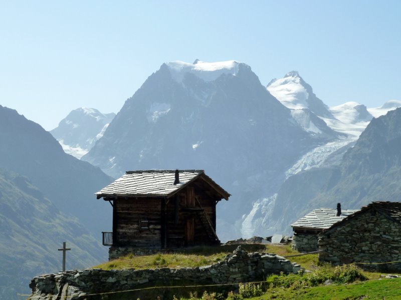 #1 Pra Gra : Le Mont Collon depuis Pra Gra Pra Gra : Le Mont Collon depuis Pra Gra