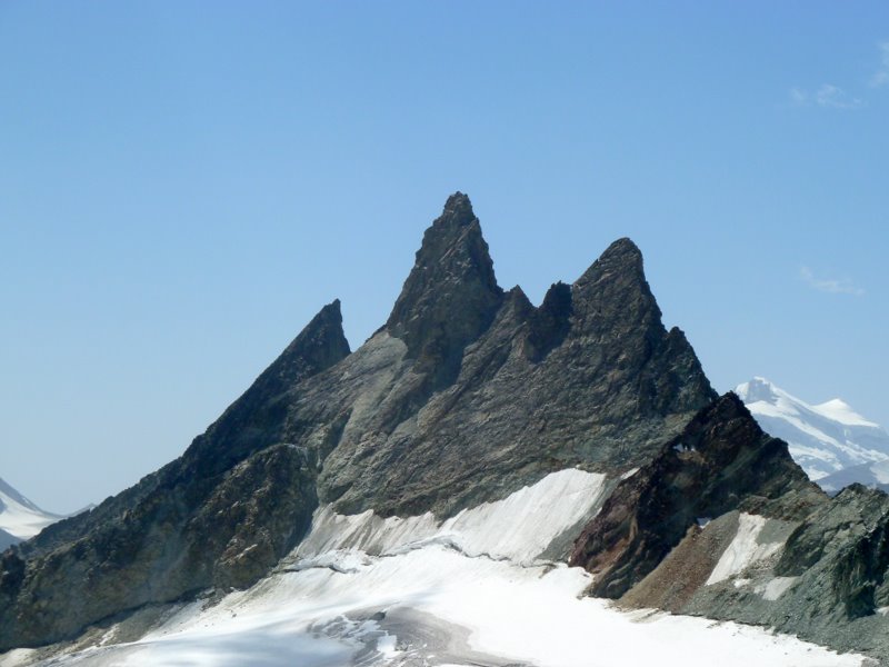 #10 Aig. Rouges d Aig. Rouges d'Arolla : Les Aig. Rouges toutes proches