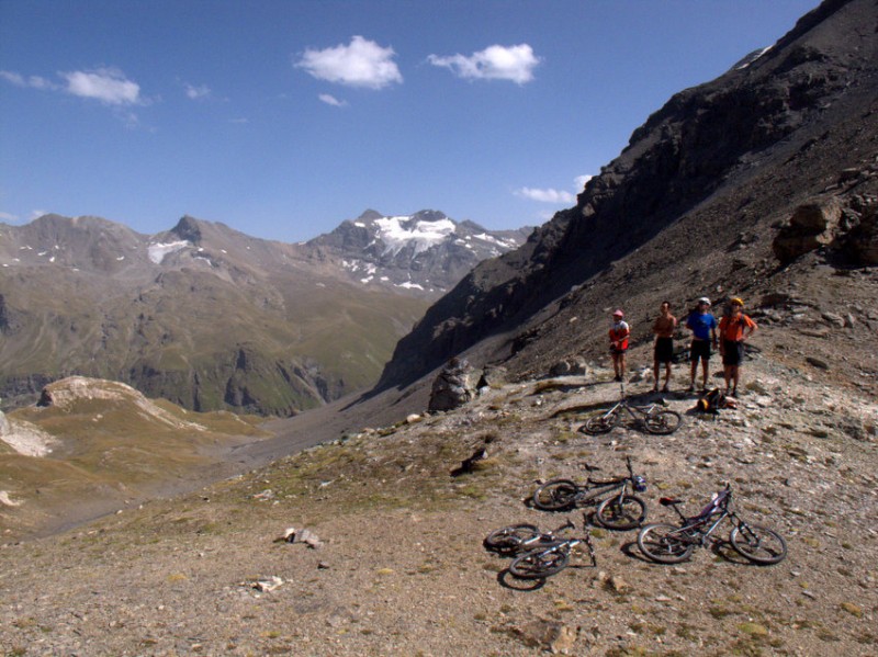 Col du Rocher Blanc : "y a peut-être un 3000 à faire par ici".