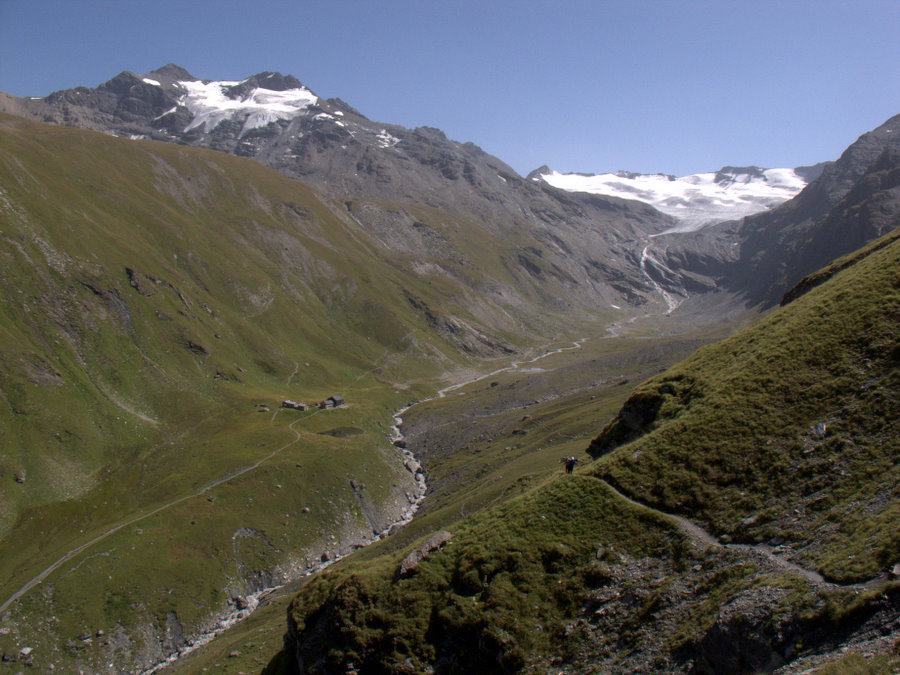 Valgrisenche : magnifique sentier balcon menant au col du Rocher Blanc