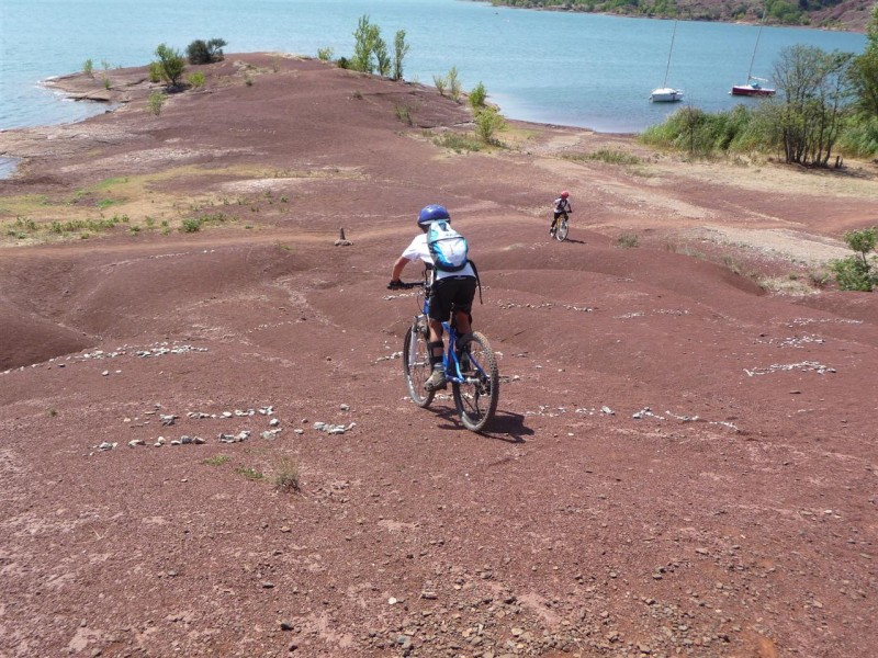 Lac de Salagou : Bike park naturel bien apprécié...