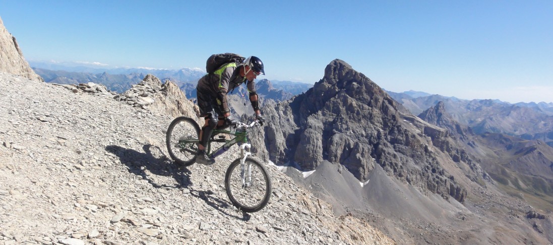 #23 Brec de Chambeyron : Claudius prêt pour cette descente d Brec de Chambeyron : Claudius prêt pour cette descente d'anthologie !