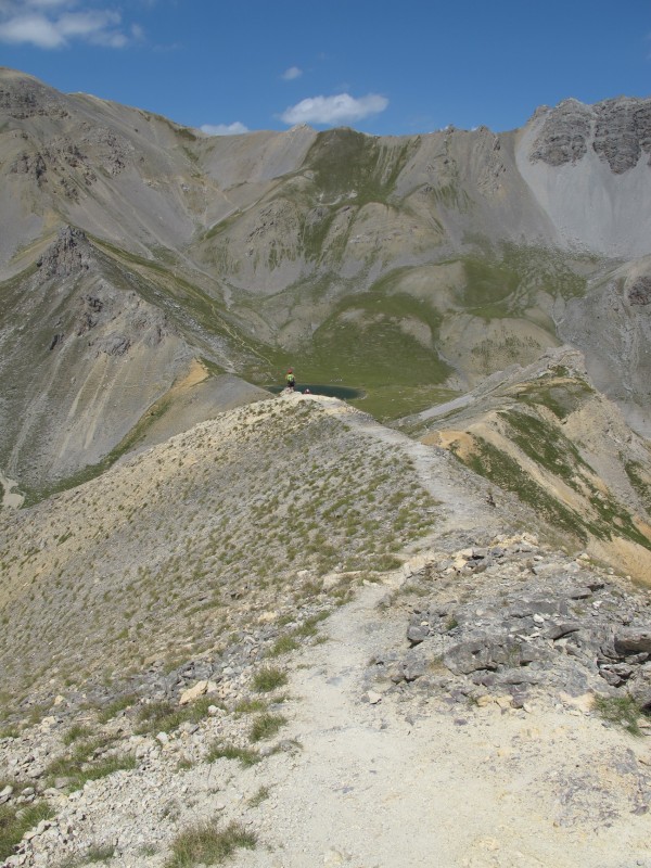 #3 1000m de D- ! : Superbe panorama au sommet, surtout en pensant à la descente qui va suivre... :) 1000m de D- ! : Superbe panorama au sommet, surtout en pensant à la descente qui va suivre... :)