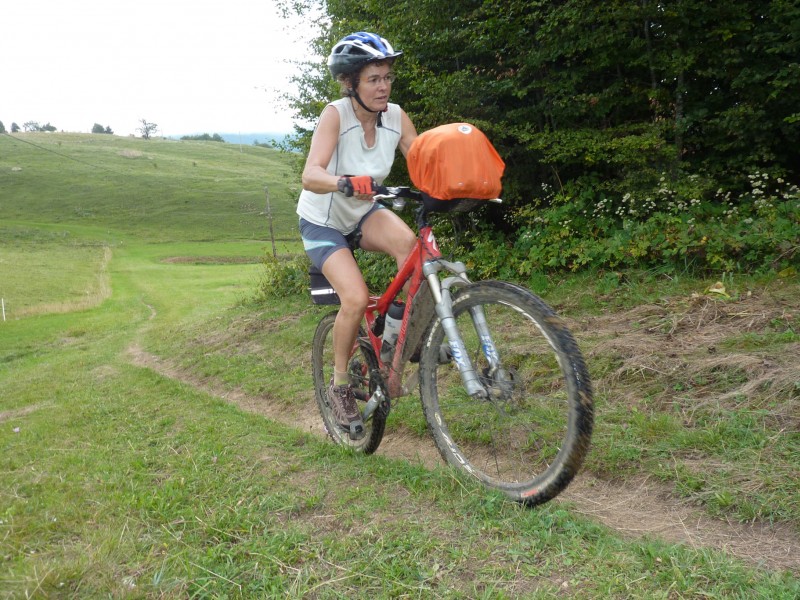 Montée raide après Lajoux