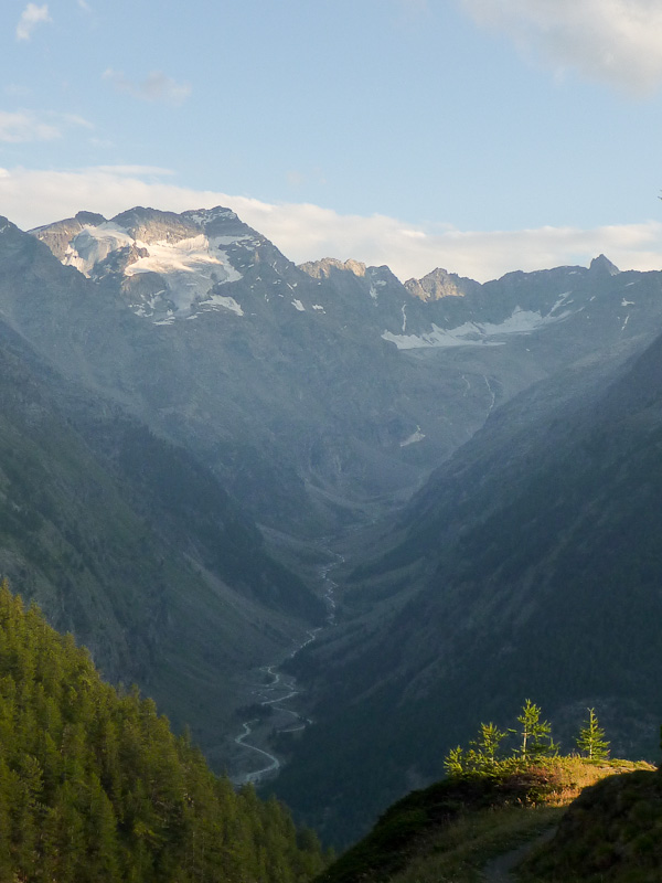 #10 Seul dans la montagne... : avec les derniers rayons Seul dans la montagne... : avec les derniers rayons