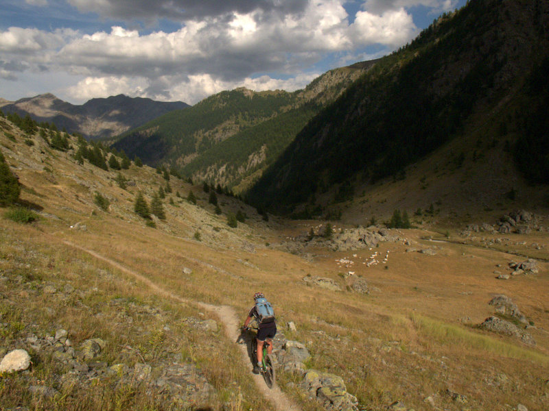 Col de Fer : le final est moins minéral et très roulant