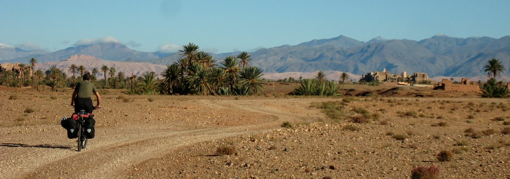 #56 Village de Taferghoste : on serpente au milieu des décors de cinéma abandonnés (Cléopatre, Gladiator, ... Village de Taferghoste : on serpente au milieu des décors de cinéma abandonnés (Cléopatre, Gladiator, ...