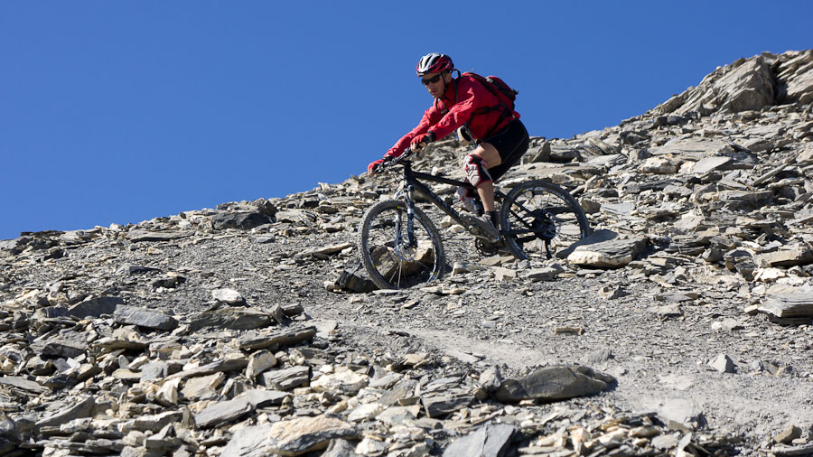 #13 Sous l Sous l'abri de Pictet : bien raide mais bon grip