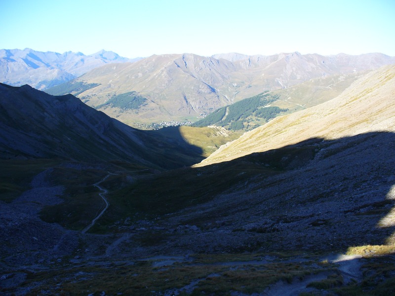 Col des Estronques : La descente sur Saint-Véran