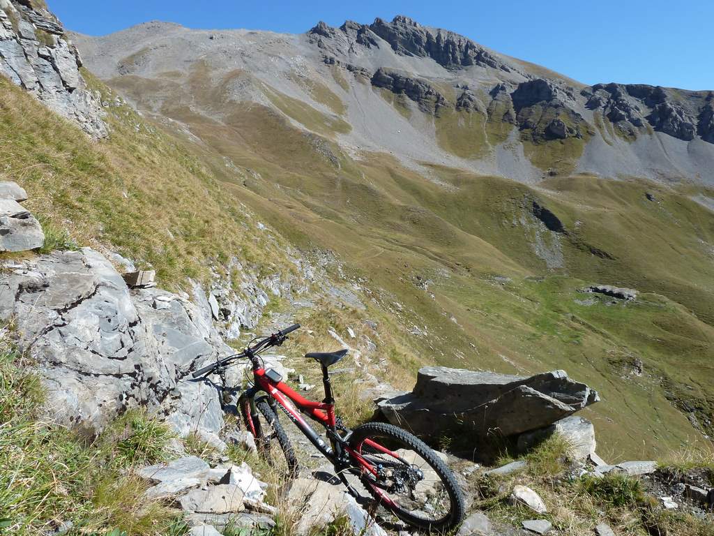 #15 Vallon du Breuil : Le sentier de descente Vallon du Breuil : Le sentier de descente