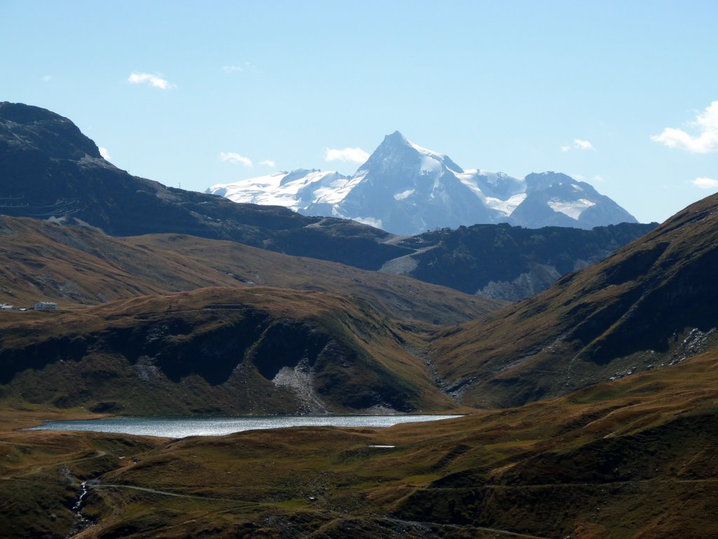 Mt Pourri : Le Pourri dans l'échancrure du Pt St Bernard