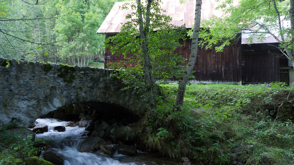 #11 Le Moulin sur le Merlet : avant d Le Moulin sur le Merlet : avant d'arriver à la Chapelle des Voutes