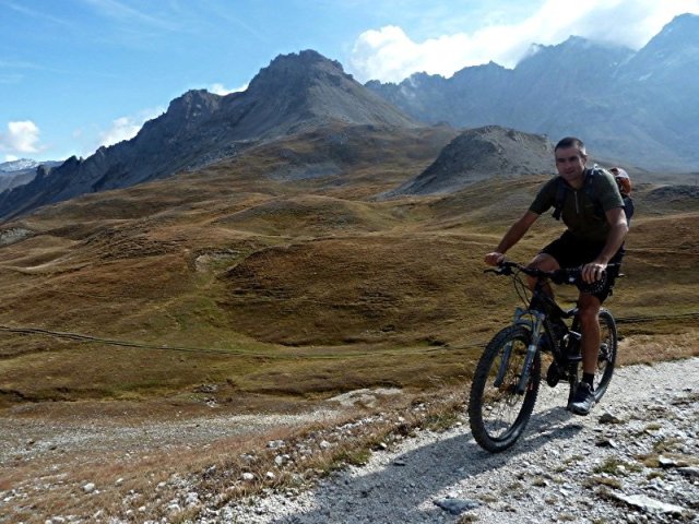 #2 Col de la Vallée Etroite : Tibougnat content Col de la Vallée Etroite : Tibougnat content
