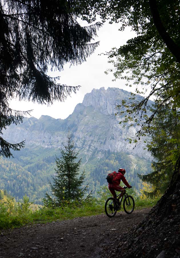 #16 En allant à la Rosière : les falaises d En allant à la Rosière : les falaises d'Odda
