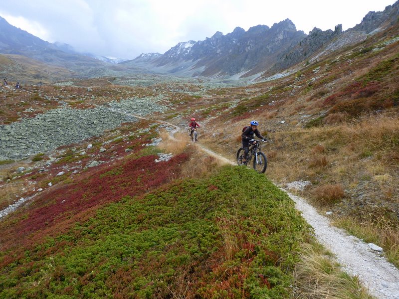 Hôtel Weisshorn : Retour vers l'Hôtel Weisshorn et ses tartes aux myrtilles