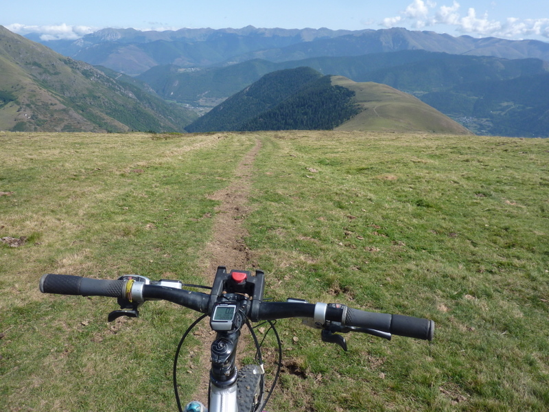 #8 Estives de Grascouéou : Belles croupes propices au vtt Estives de Grascouéou : Belles croupes propices au vtt