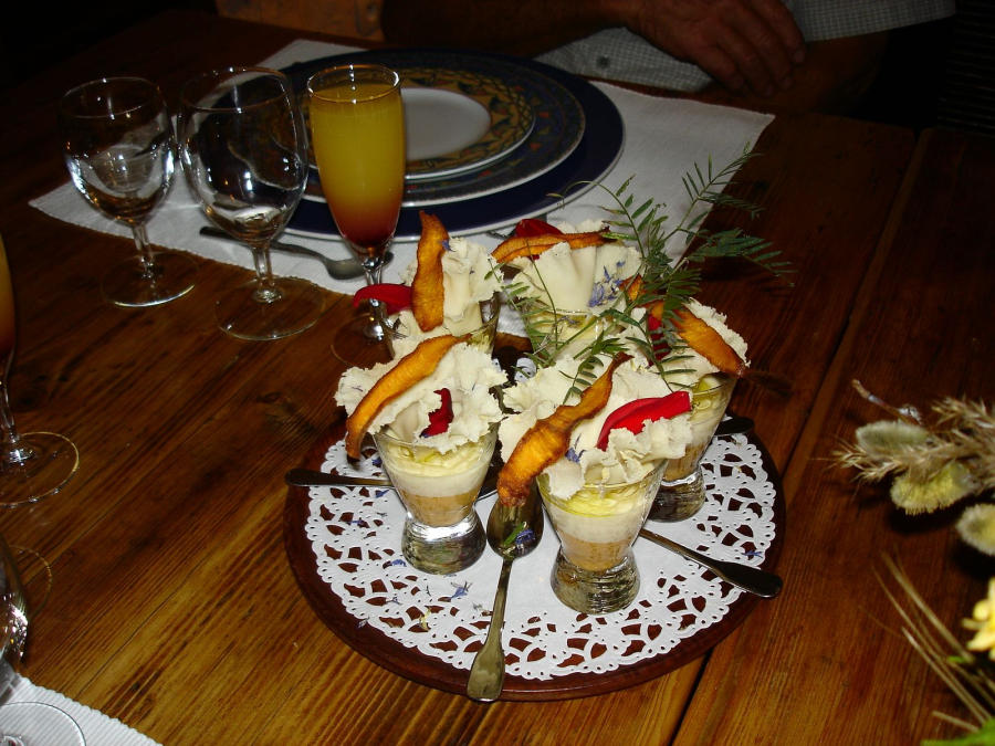#1 Mise-en-bouche : Miam! Crème de parmesan entre autres Mise-en-bouche : Miam! Crème de parmesan entre autres
