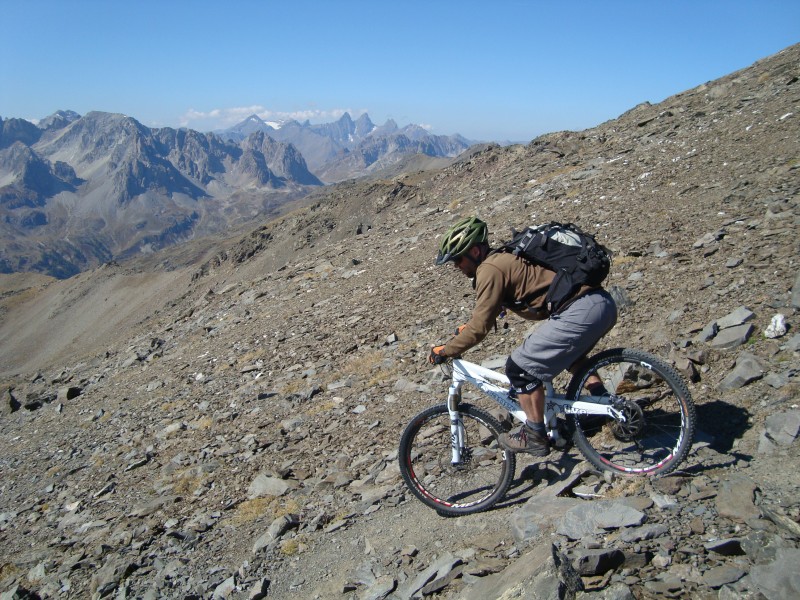 Tour Pic du Lac Blanc : les premiers "cailloux". On s'en fou, on adore ça!