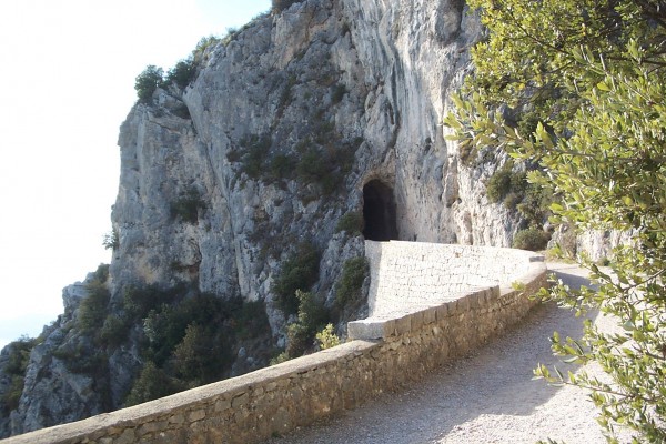 #3 Tunnel : Bientôt la fin de la montée initiale... le dernier tunnel est là. Tunnel : Bientôt la fin de la montée initiale... le dernier tunnel est là.