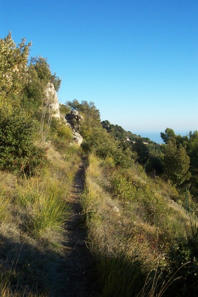 #11 Directe sur Eze (1° partie) : Les lacets sont passés, à présent ça roule ! Directe sur Eze (1° partie) : Les lacets sont passés, à présent ça roule !