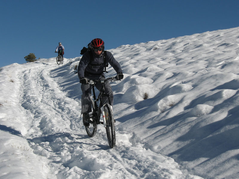 snowbike2 : Robin à fond comme d'hab.