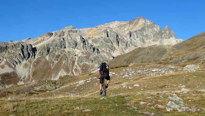 Mont Thabor : Gilles en visu sur l'objectif du matin