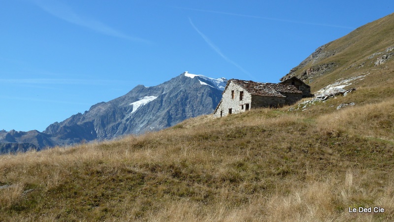 #13 Le Chargeur : Joli chalet d Le Chargeur : Joli chalet d'alpage