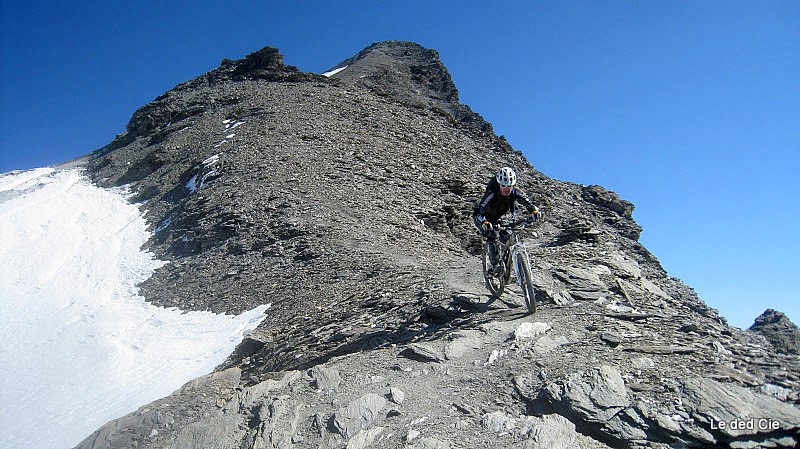 #2 Le ded : la seule partie vraiment lisse... Le ded : la seule partie vraiment lisse...