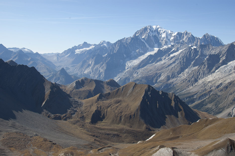 #22 Aiguille d Aiguille d'Artanavaz : Vallon de Malatra et Mont Blanc