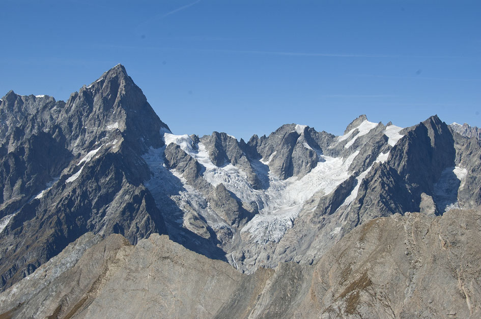 #20 Aiguille d Aiguille d'Artanavaz : Grandes Jorasses et bassin de Talèfre