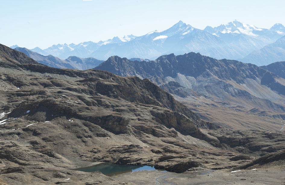 #9 Aiguille d Aiguille d'Artanavaz : La grande zone détritique au dessus du verrou et du lac de Bonalex