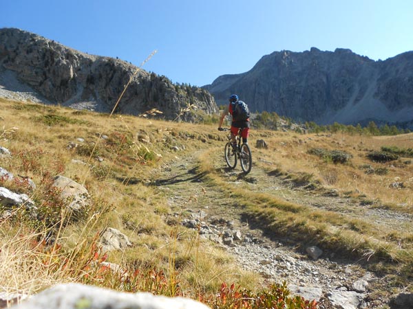 #4 Aiguilles des Portettes : Mon spot préféré pour l Aiguilles des Portettes : Mon spot préféré pour l'escalade dans le Mercantour.