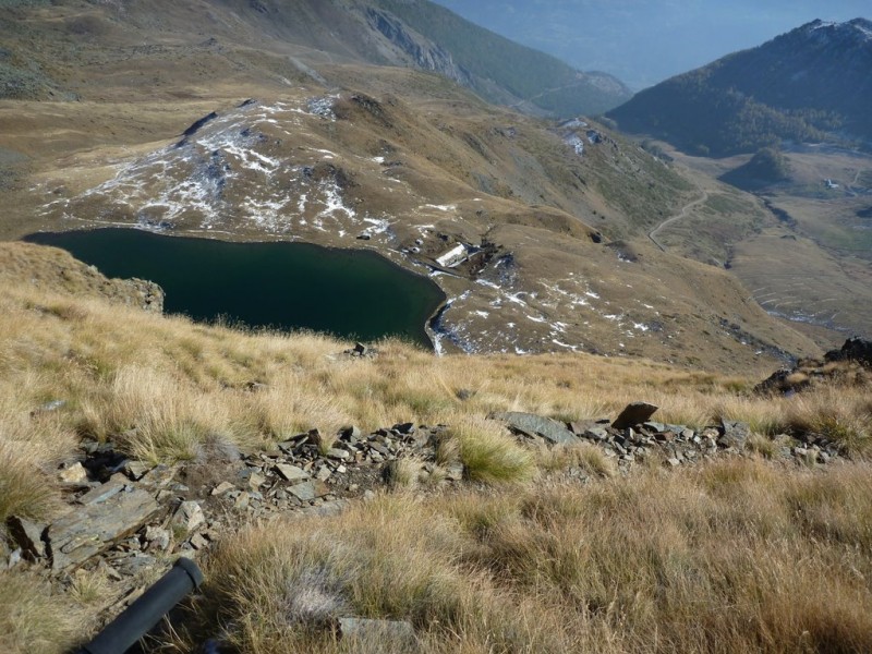 #11 Fallere : ...mais en arrivant en vue du lac, ca commence a devenir un brin expo, puis a s Fallere : ...mais en arrivant en vue du lac, ca commence a devenir un brin expo, puis a s'enerver mechamment