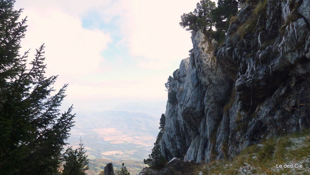 #3 Col de l Col de l'Alpe : 50m sous le col, les glaçons pointent sur les faces N