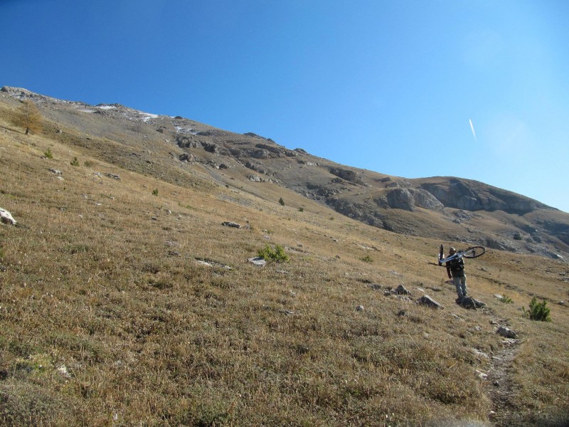 a la sortie du bois : Eric attaque la face .