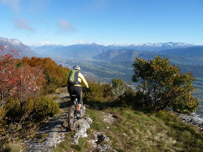 #9 Guet : Sur la crête Guet : Sur la crête