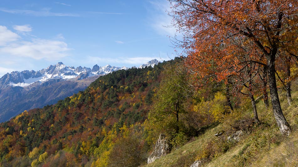 La Lauzière se dévoile : de la route qui grimpe à Naves