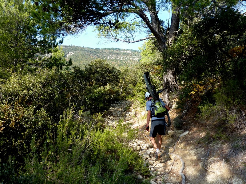 Sur le GR9 : Bien cassant cette montée