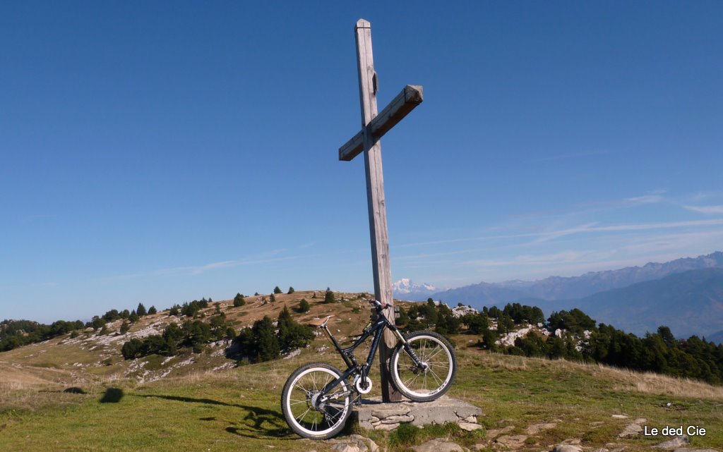 #8 la Croix de l la Croix de l'Alpe : Diamondback sur fond de 4810m