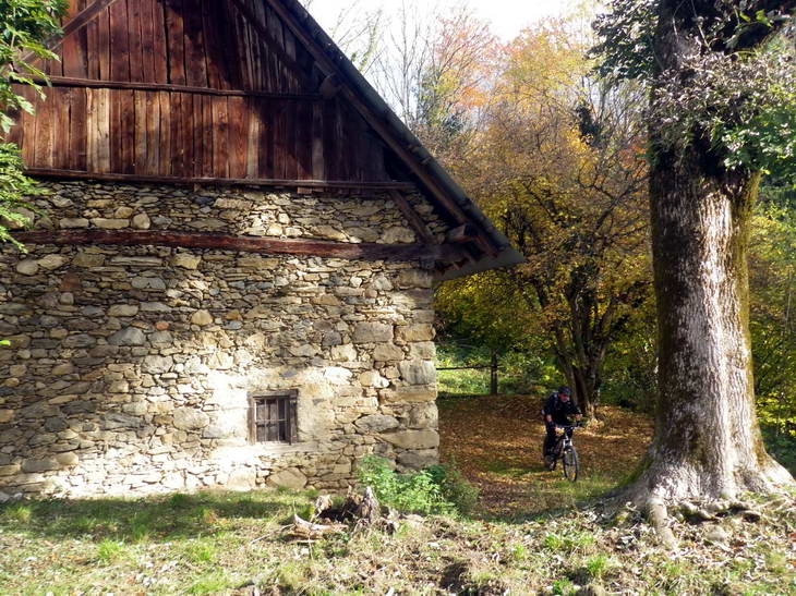 #7 Granges du Chazay : ça commence à sentir l Granges du Chazay : ça commence à sentir l'apéro...