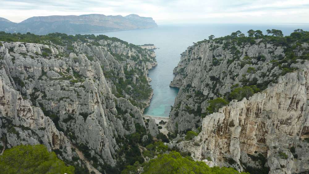 #6 calanque d calanque d'En Vau : meme sans le soleil, c'est beau !