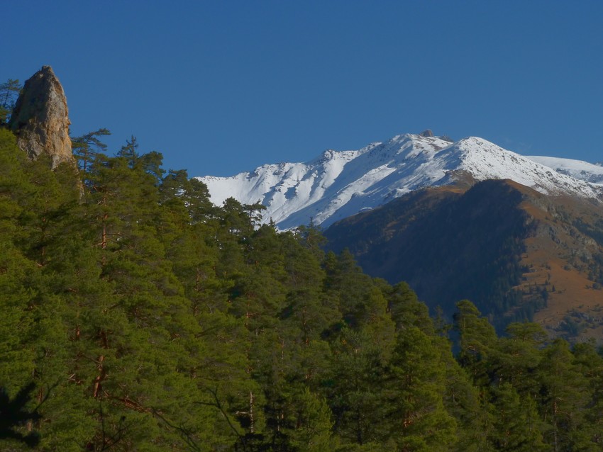 un monolithe : Grand Roc Noir/ Grand Vallon / Turra