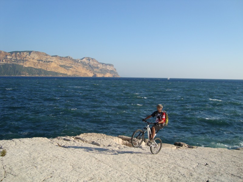 #9 Calanques : Flo maitrise le weeling! Calanques : Flo maitrise le weeling!