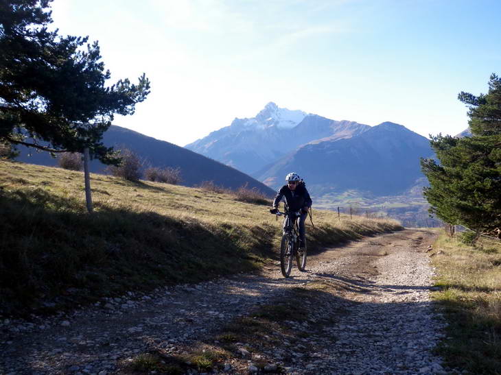 #1 L L'Obiou : La piste au Grand Clos